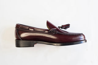 MOCASIN DE PIEL BORLAS BURDEOS