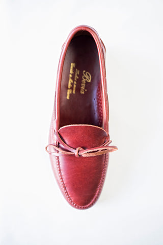 MOCASIN LAZO CEREZA.