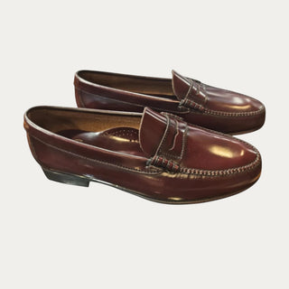Zapato penny loafer burdeos hombre Beviá vista lateral